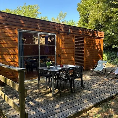 בקתה 3 De 4 Personnes Independants En Pleine Nature, Climatises Proche Du Puy Dufou Saint-Paul-en-Pareds